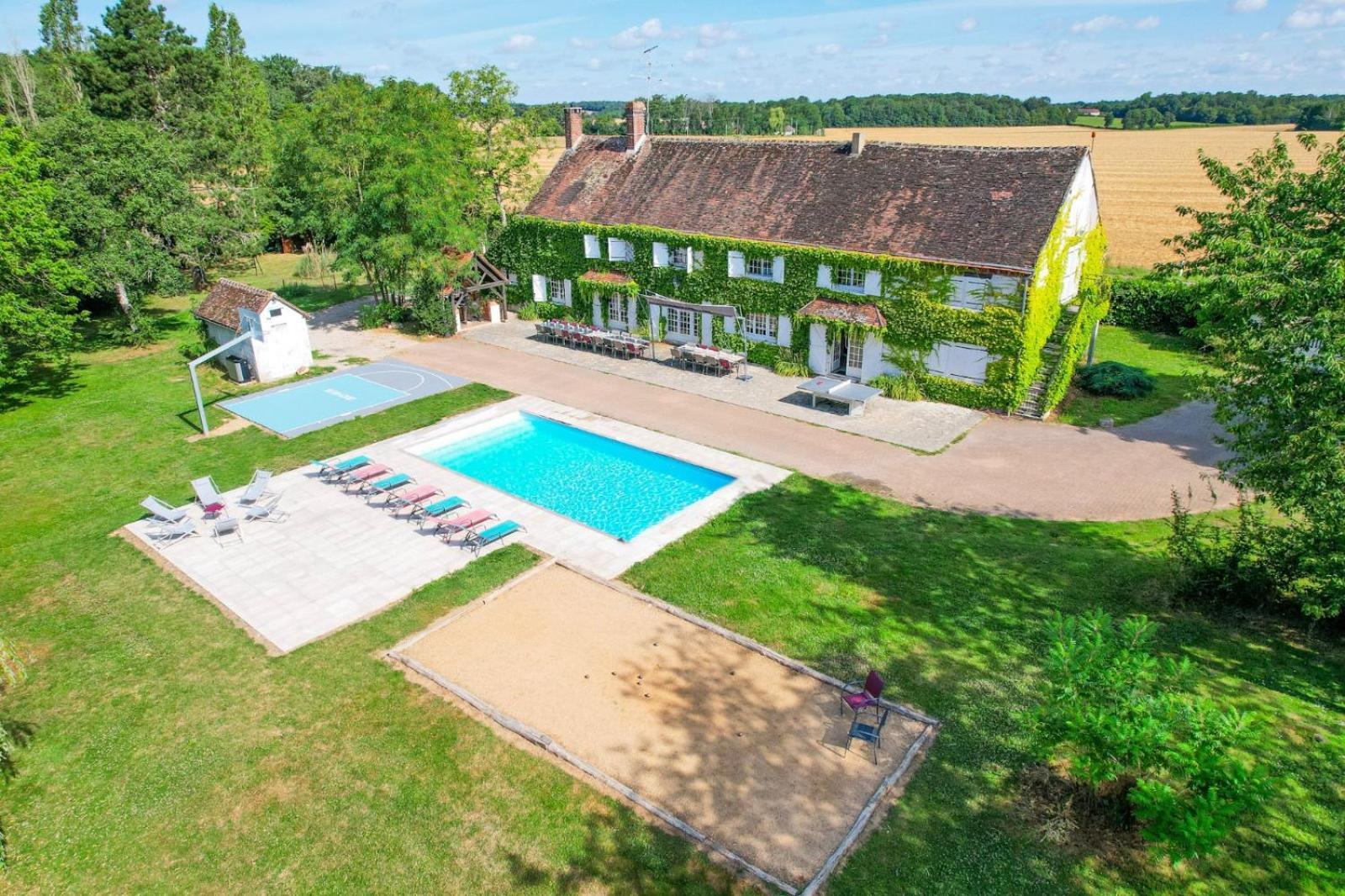 Crazy Villa Etisseaux 45 - Heated Pool - Volley Court - 1H30 Paris - 45P Saint-Maurice-sur-Aveyron Екстериор снимка